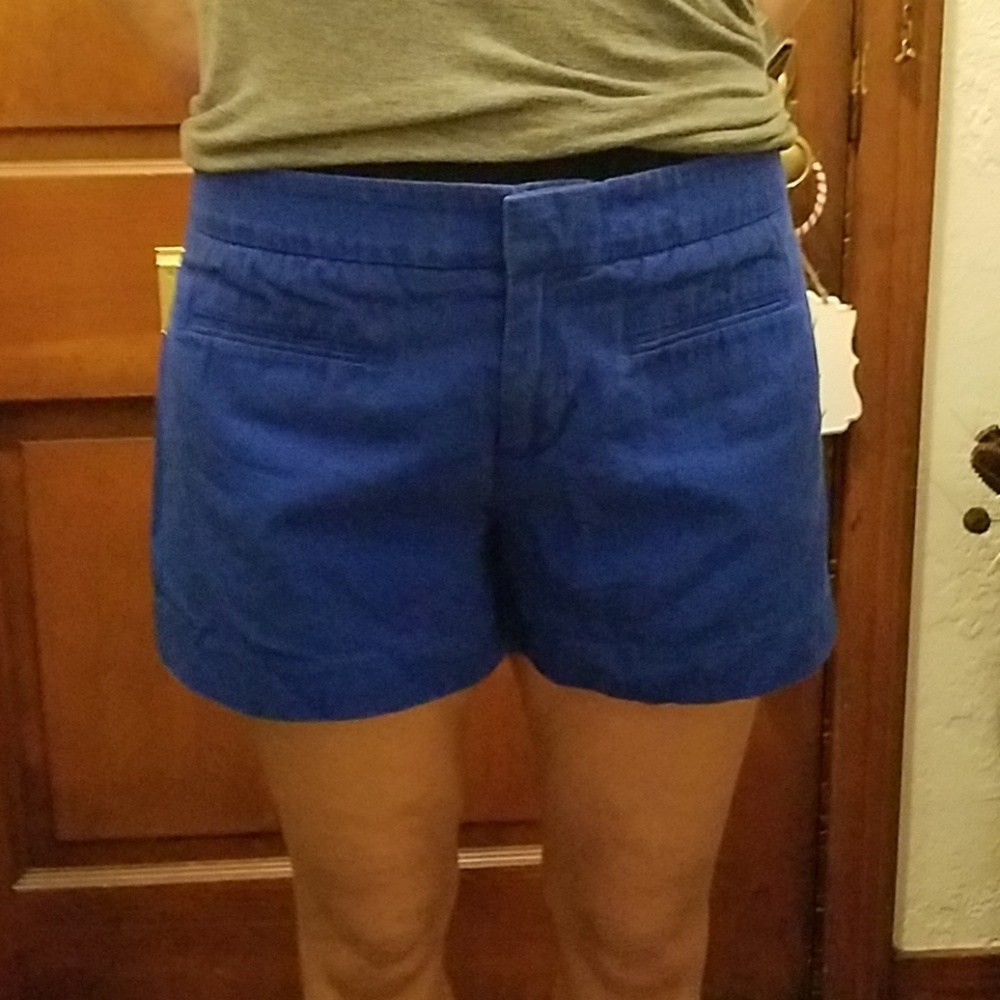 Super cute trendy gap size 2 shorts
